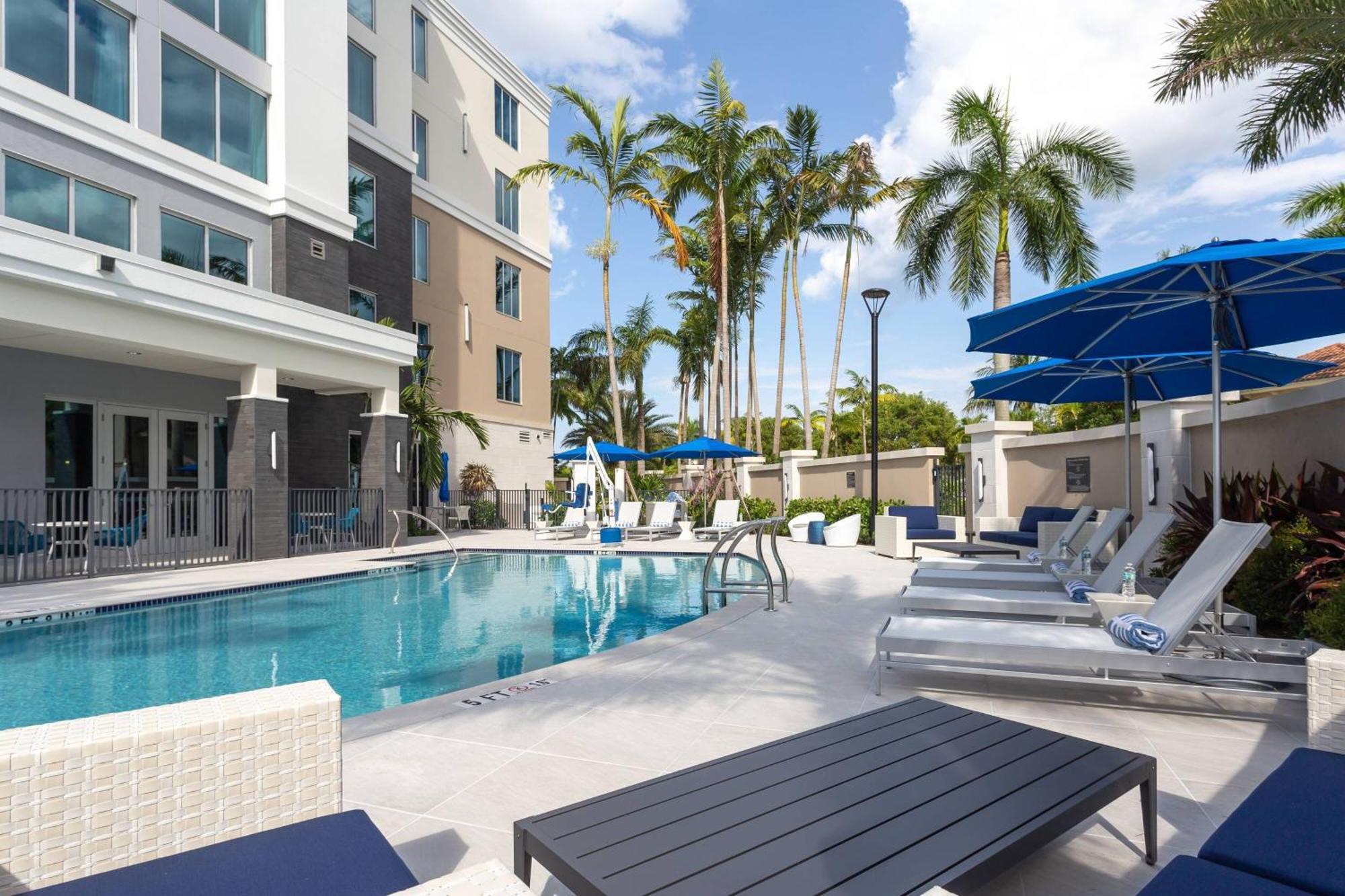 Residence Inn Palm Beach Gardens Exterior photo